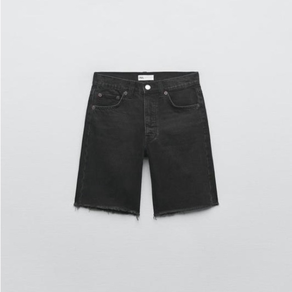 Zara mid rise Bermuda black denim shorts